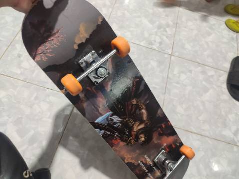 Hàng giao hoàn toàn không giống hình
Quảng cáo màu trắng, có nhám chống trượt, tặng dụng cụ này kia, hoàn toàn không có gì hết.....
Chất lượng tệ, không xứng đang với giá tiền.
Lần đầu tiên trải nghiệm tệ như vậy
Giống như bị *** đảo, kịch liệt phản đối mua tại cửa hàng này.