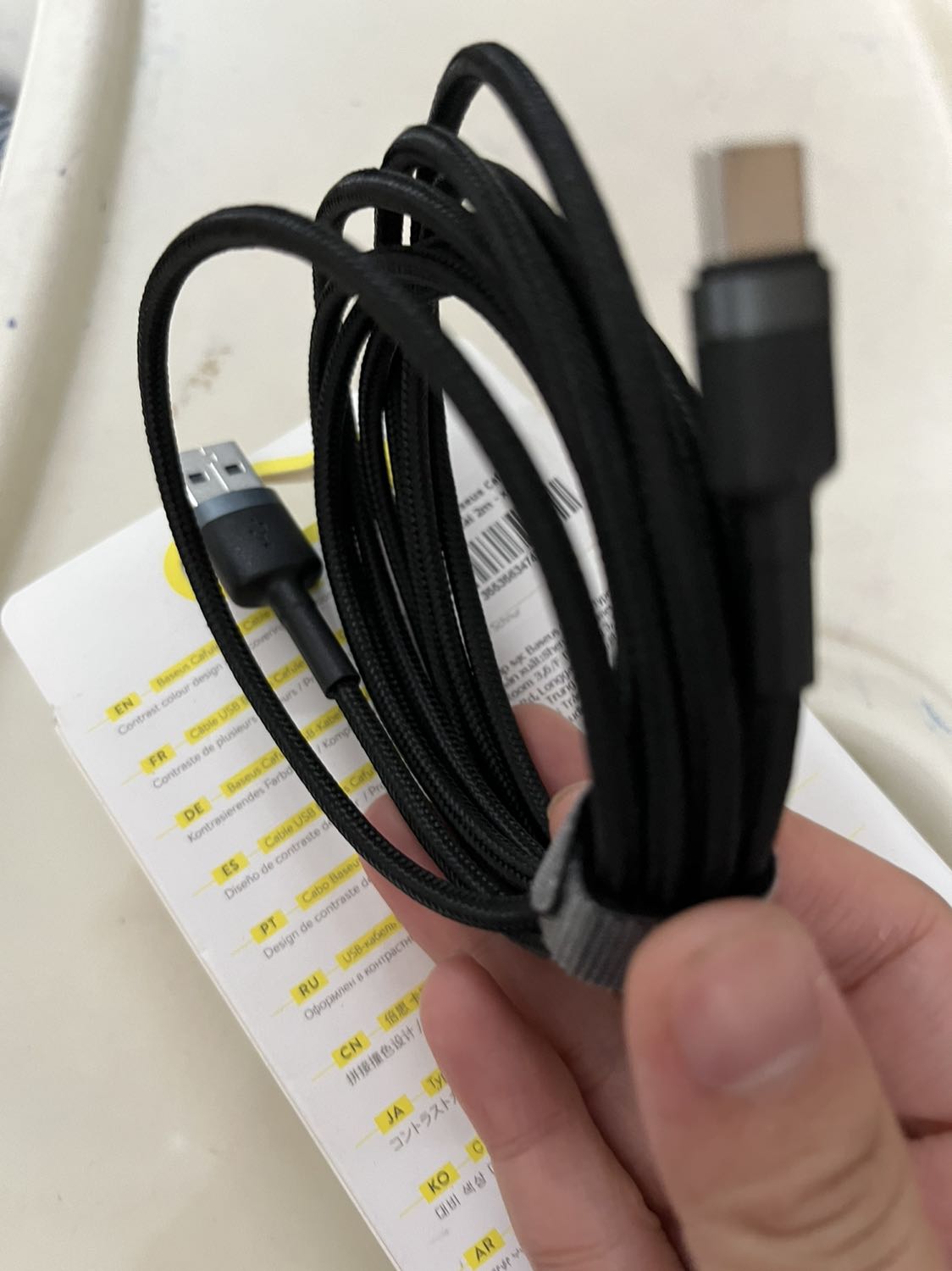 Quá  là oke
Cáp truyền dữ liệu và sạc khá nhanh, hộp và cáo nhìn xịn xò, chính hãng baseus. Nhìn ngoài y như hình, giao hàng nhanh