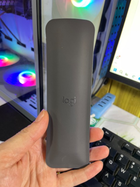 Ok. Rất hài lòng với dịch vụ. Nhưng bút bắt hơi kém, k bắt đc blutooth