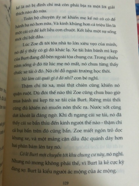 Sách đẹp, thơm, không hư hỏng, quăn góc. Nội dung sách dễ thương, nhẹ nhàng, phù hợp để giải trí.