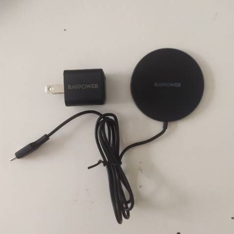 mình dùng nhiều sản phẩm khác của Ravpower nên quá yên tâm về chất lượng, nên quyết định tậu thêm em này, thấy quá ok, sản phẩm nhỏ nhẹ, chắc chắn, săn được khuyến mãi nên giá tốt :) mình dùng nhiều sản phẩm khác của Ravpower nên quá yên tâm về chất lượng, nên quyết định tậu thêm em này, thấy quá ok, sản phẩm nhỏ nhẹ, chắc chắn, săn được khuyến mãi nên giá tốt :)