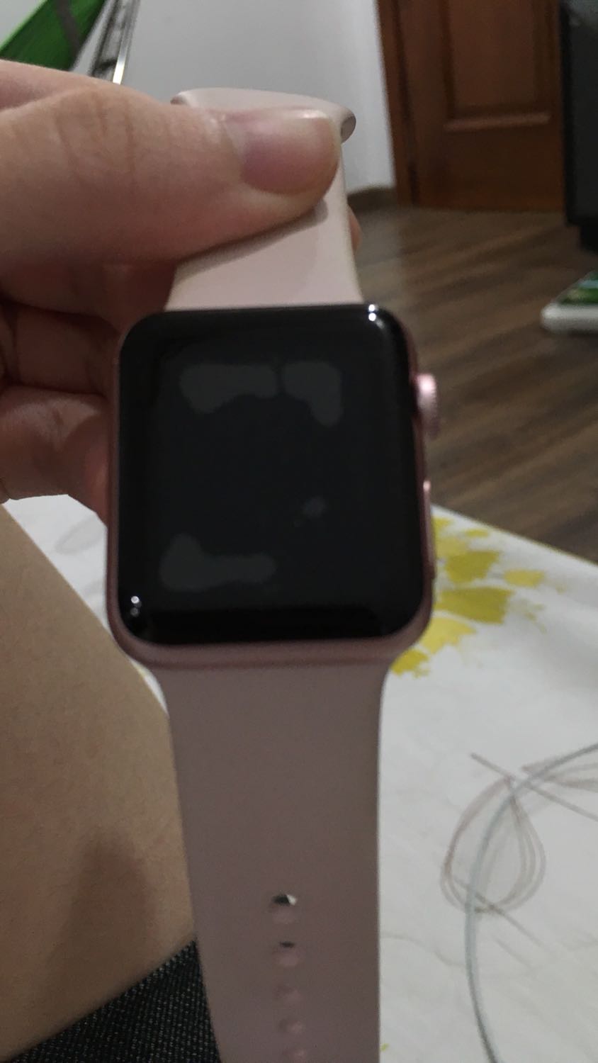 Kính cường lực không quá dày 
Dễ sử dụng 
Nhưng mà để hết bóng khí thì không đc