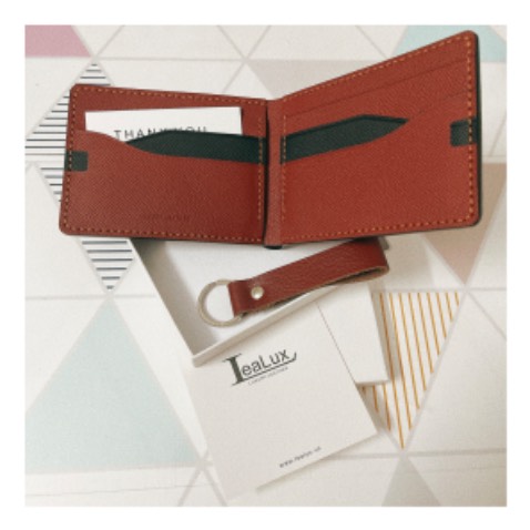 Đẹp. Còn đc tặng cái móc. Cám ơn shop