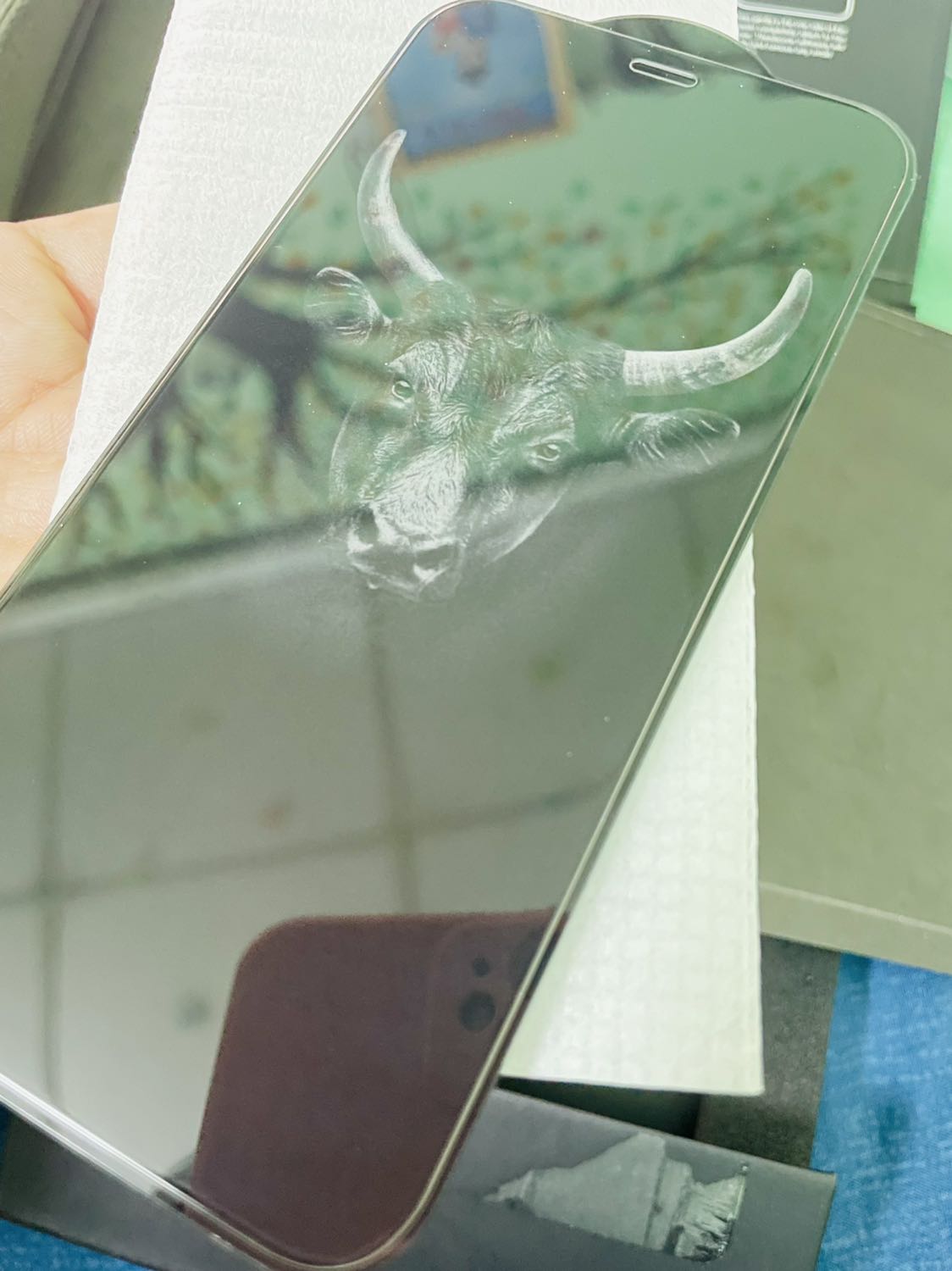 Có sao chụp vậy. Keo dán tốt, đóng gói sản phẩm chất lượng. Sản phẩm mình nhận được bên ngoài hơi không được mới, bong keo, bụi từ ngoài vào trong. Hi vọng dùng tốtttttt…….