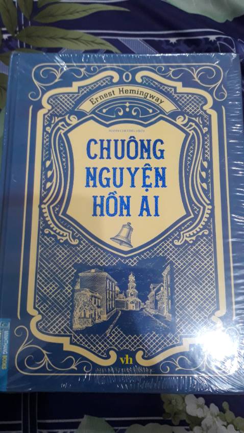 Sách đẹp, ko bị hư tổn trong quá trình vận chuyển. Có bookcare- shop rất kĩ, cũng như trong khâu đóng gói. Nd mình chưa đọc và đây là lần đầu mình đọc tác phẩm của  ernest hemingway. Nên mua nhé mn