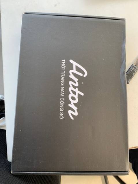 Áo nhận được rất đẹp và chất vải mềm, mát. Chất vải mềm tay và làm quà tặng phù hợp. Rất hài lòng với cách shop tư vấn và giới thiệu sản phẩm. Nhận hàng được khá nhanh dù mới đặt 2 ngày. Sẽ tiếp tục ủng hộ shop