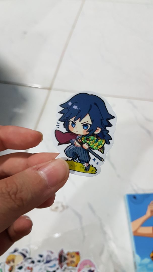 sản phẩm tốt nhưng ko có đồ đựng nên rất dễ bị mất ko bị trừng hình thì cute khỏi chê luôn mà cái em ghét mhât là khá mắc