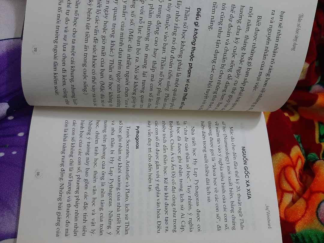 Tiki giao sách cực nhanh, shop bọc sách rất cẩn thận. Nội dung khi đọc qua khá ngắn gọn, xúc tích, còn đọc để hiểu thì chắc phải đọc lại 2 lần vì đây là một bộ môn khoa học mới, mua đc lúc tiki sale nên rất ưng ý 🌸🌸