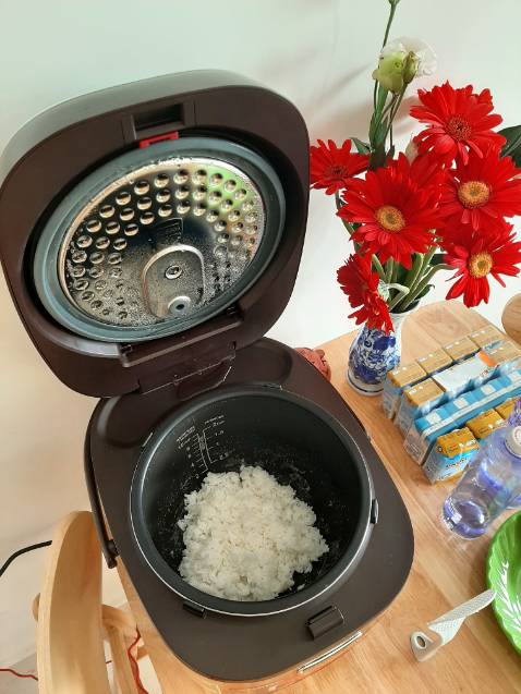 Sp đẹp, sang trọng, nấu khá nhanh. Giao hàng đúng hẹn.