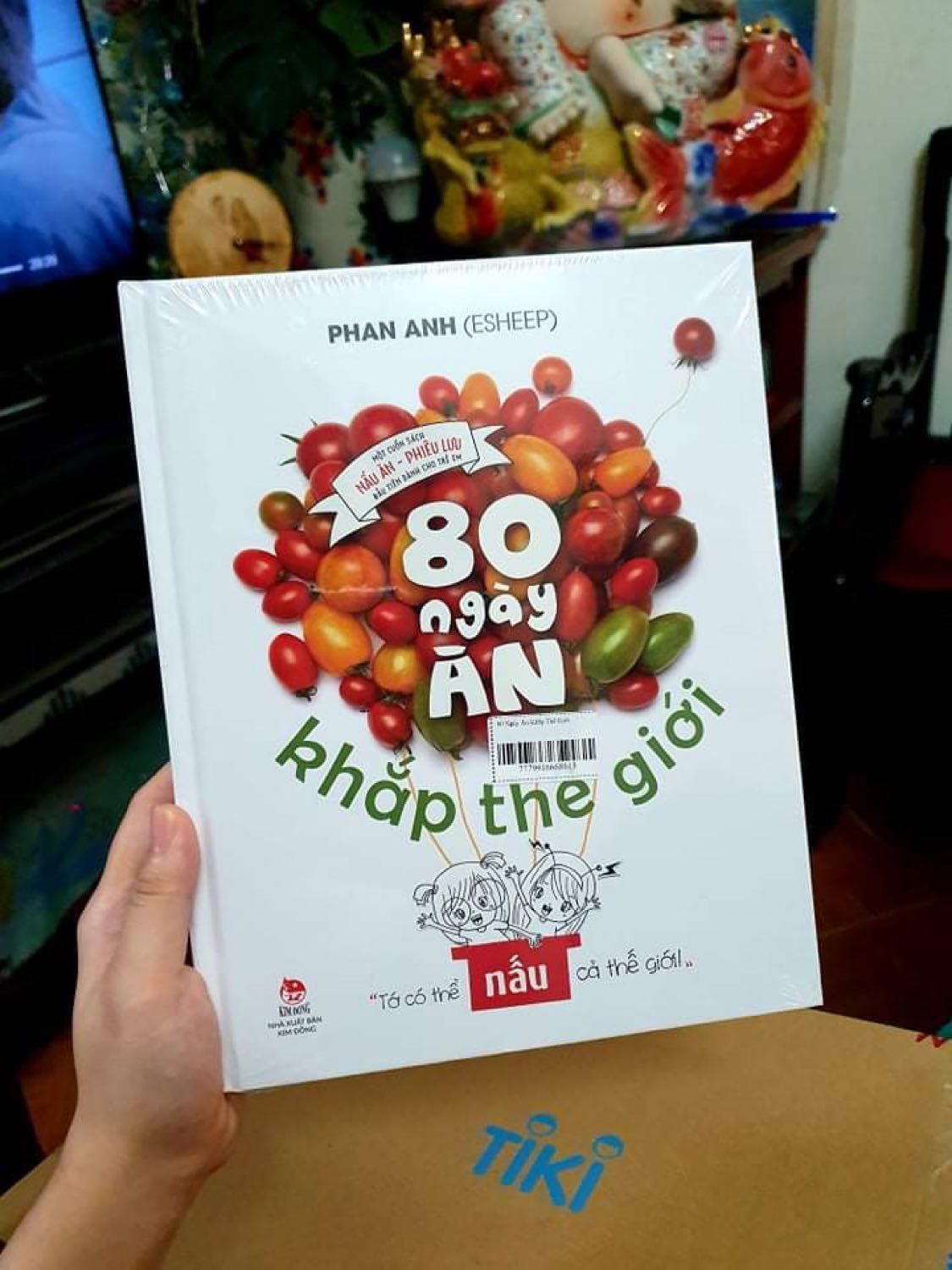 Cực kỳ hài lòng, ship nhanh trong 2h vào mùa dịch này chuẩn luôn
Người yêu mình rất thích, sách đẹp và đáng yêu