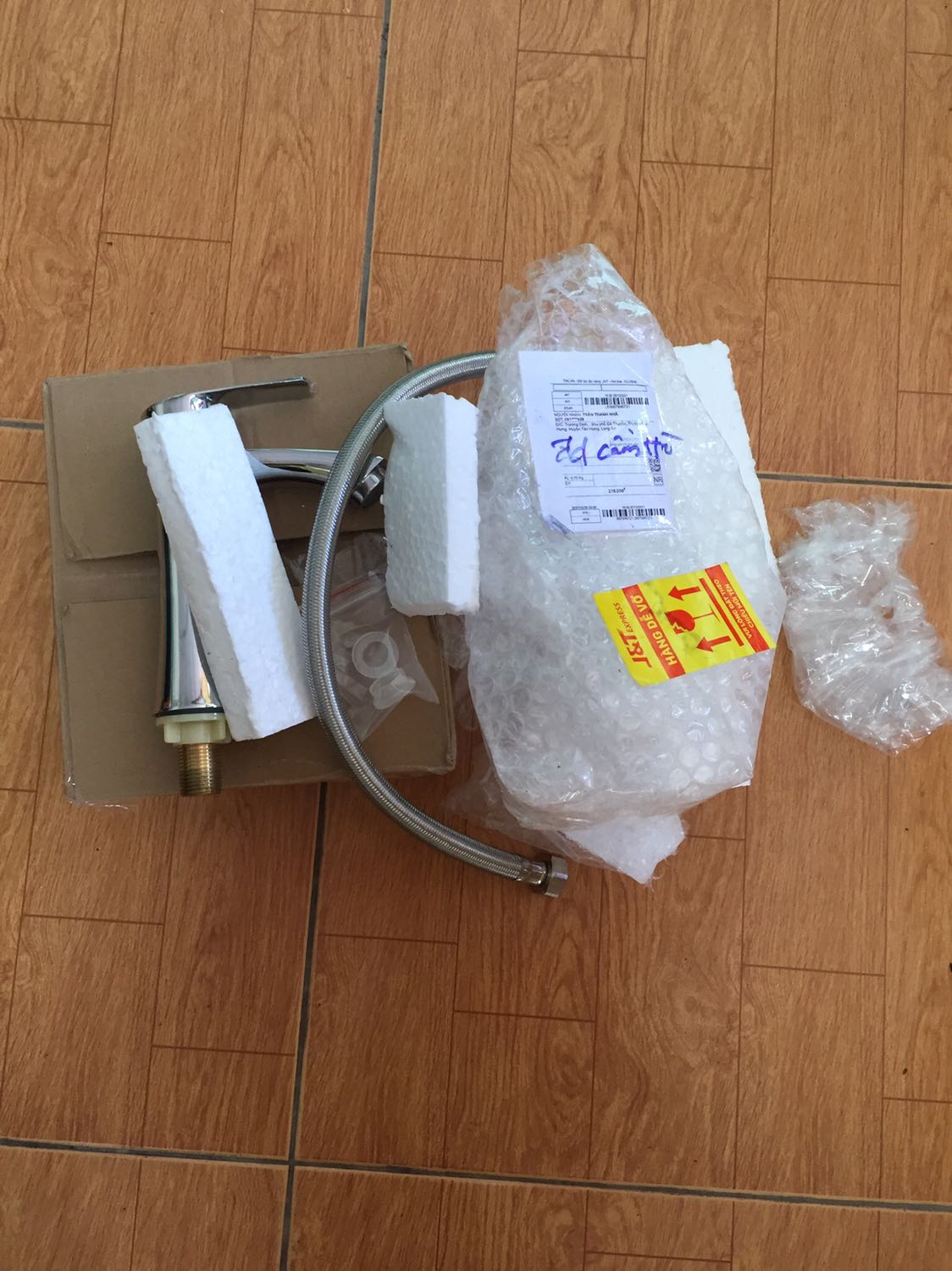 Đóng gói vô cùng kỹ lưỡng, Shop có trách nhiệm cao với khách hàng; sản phẩm chất lượng, giao hàng nhanh quá. Xứng tầm ngàn sao !