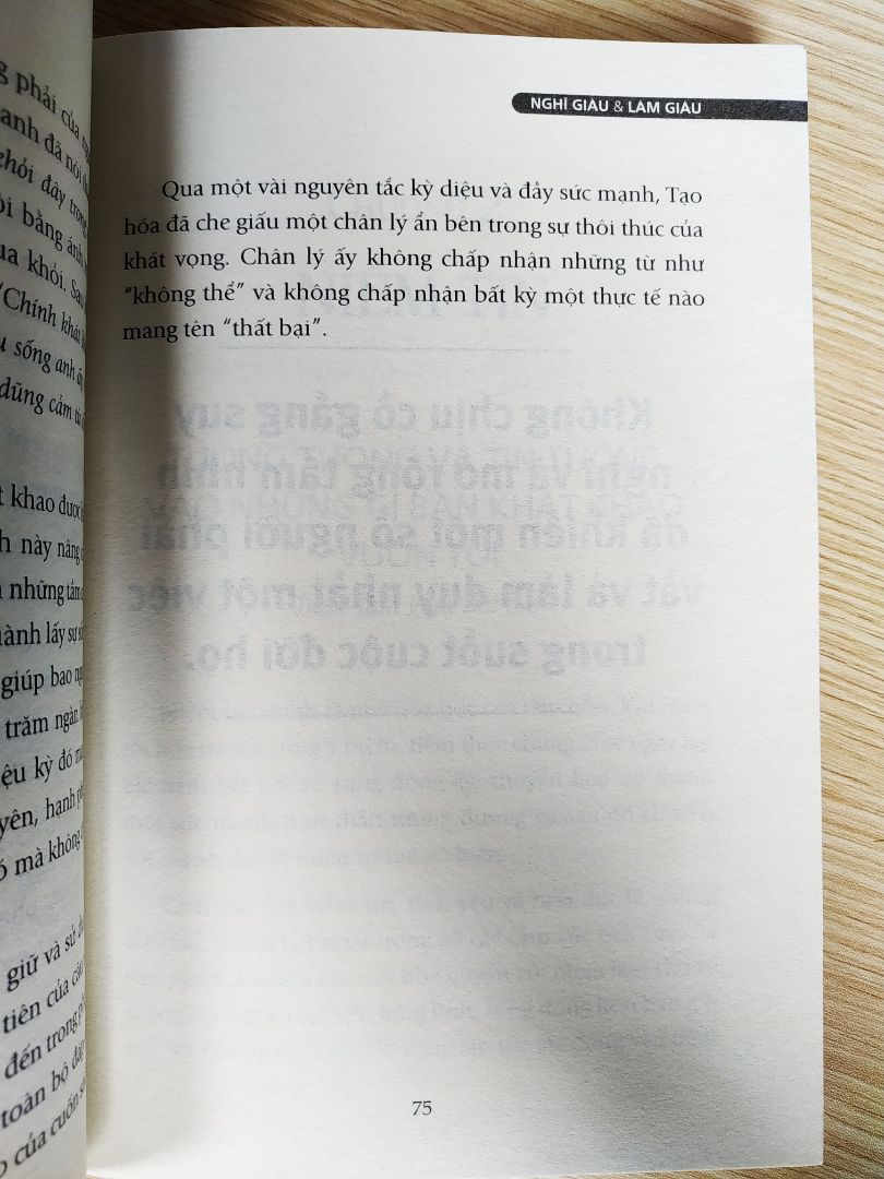 Sách mới. Nội dung thì khỏi phải bàn rồiiiiii. Đúng với cái tên cuốn sách ảnh hưởng nhất mọi thời đại. Mọi người quyết mua nhanh mang về đọc nhaaaa. Dịch vụ tiki tuyệt vời. Tối hôm trước đặt hàng mà sáng hôm sau mở mắt anh ship đã gọi rồi. Anh rất thân thiện. Cảm ơn anh, cảm ơn tiki nhiều nha.