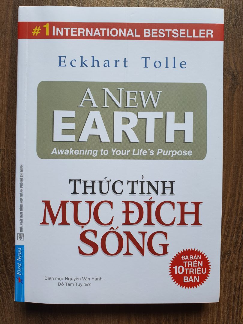 Minh đặt sách lần 1 nhận sách bị lỗi, đã tiến hành đổi trả thành công. Sách đẹp, nội dung rất đáng đọc