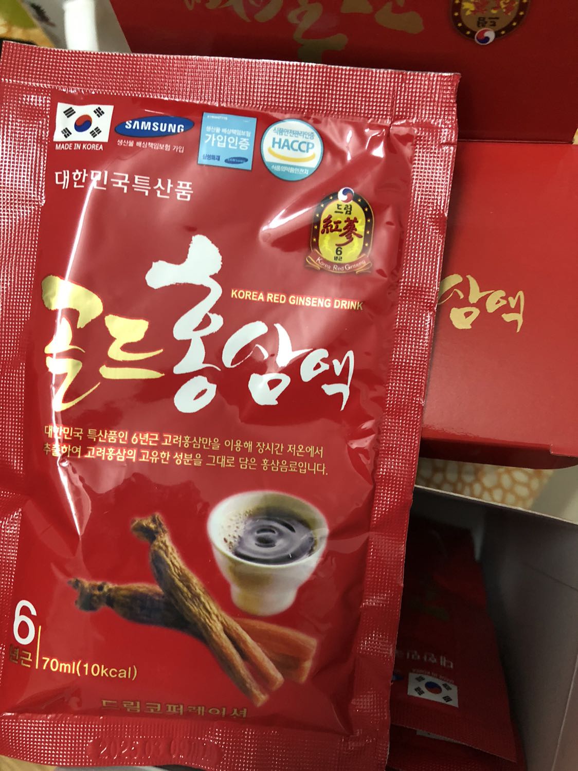 Đặt hàng là chai nhưng giao hàng là túi! Giao sai hàng!