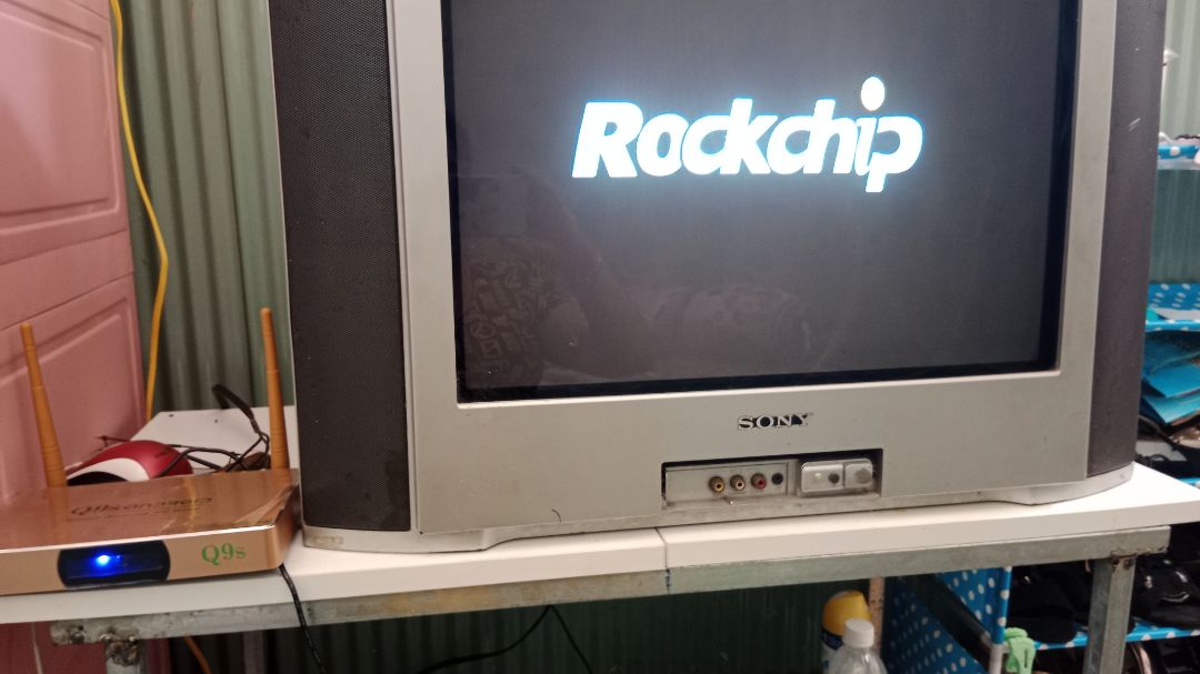 sản phẩm mới mua mà hư rồi