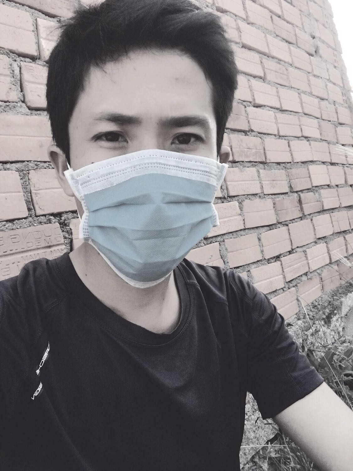 ai có ý định mua loa nên suy nghĩ lại nha, không có 1 tý âm bass .khá là thất vọng.tiki giao hàng nhanh