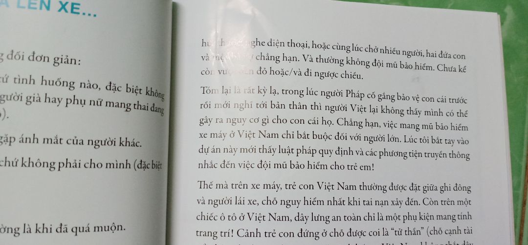 Sách tệ, nhăn nhúm. Thấy Tiki bị phàn nàn về chất lượng sách khá nhiều nhưng mình vẫn mua nhưng ai dè dính chưởng, đã nhận 2 quyển và đều lỗi, mình sẽ từ chối nhận những cuốn sau và ra nhà sách mua cho chắc ăn.
