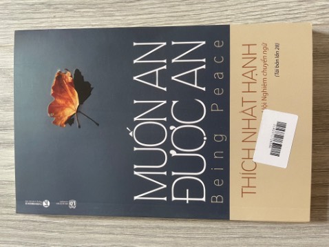 Tiki đóng gói kỹ càng, cẩn thận có bọc chống sốc cho sách luôn. Anh shipper thân thiện, lịch sự và giao hàng cực kỳ đúng theo thời gian của Tiki. Like nhé 👍