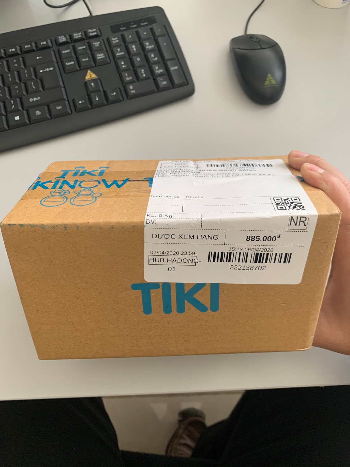 - Về dịch vụ Tiki: giao hàng đúng hẹn, Shiper nhiệt tình
- Chất lượng sản phẩm: Sản phẩm tương đối đẹp bắt mắt, nhanh nhạy nhạy khi sử dụng
- Phần mềm: Đầy đủ các tính năng thông minh cần thiết (Kịch bản, tự động), giao diện đẹp dễ hiểu cũng như dễ sử dụng
- Giá thành hợp lý
Tương đối hài lòng từ khâu nhận hàng đến khi sử dụng sản phẩm