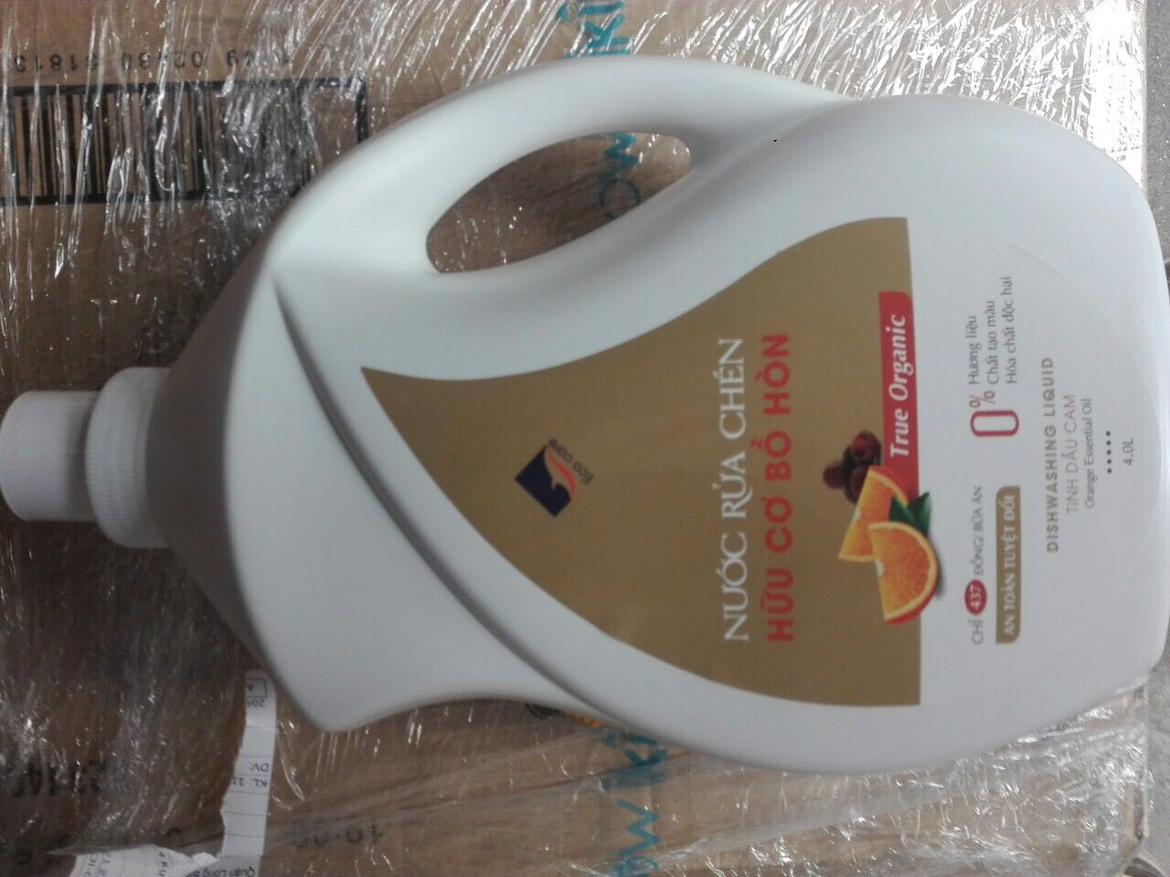 Sp hữu cơ nhưng thấy bọt cũng nhiều, rửa sạch, mềm da tay, rửa xong bát đĩa không bị lưu mùi như dòng hoá chất khác. An toàn cho cả bà bầu nữa thì xứng đáng 5 sao.