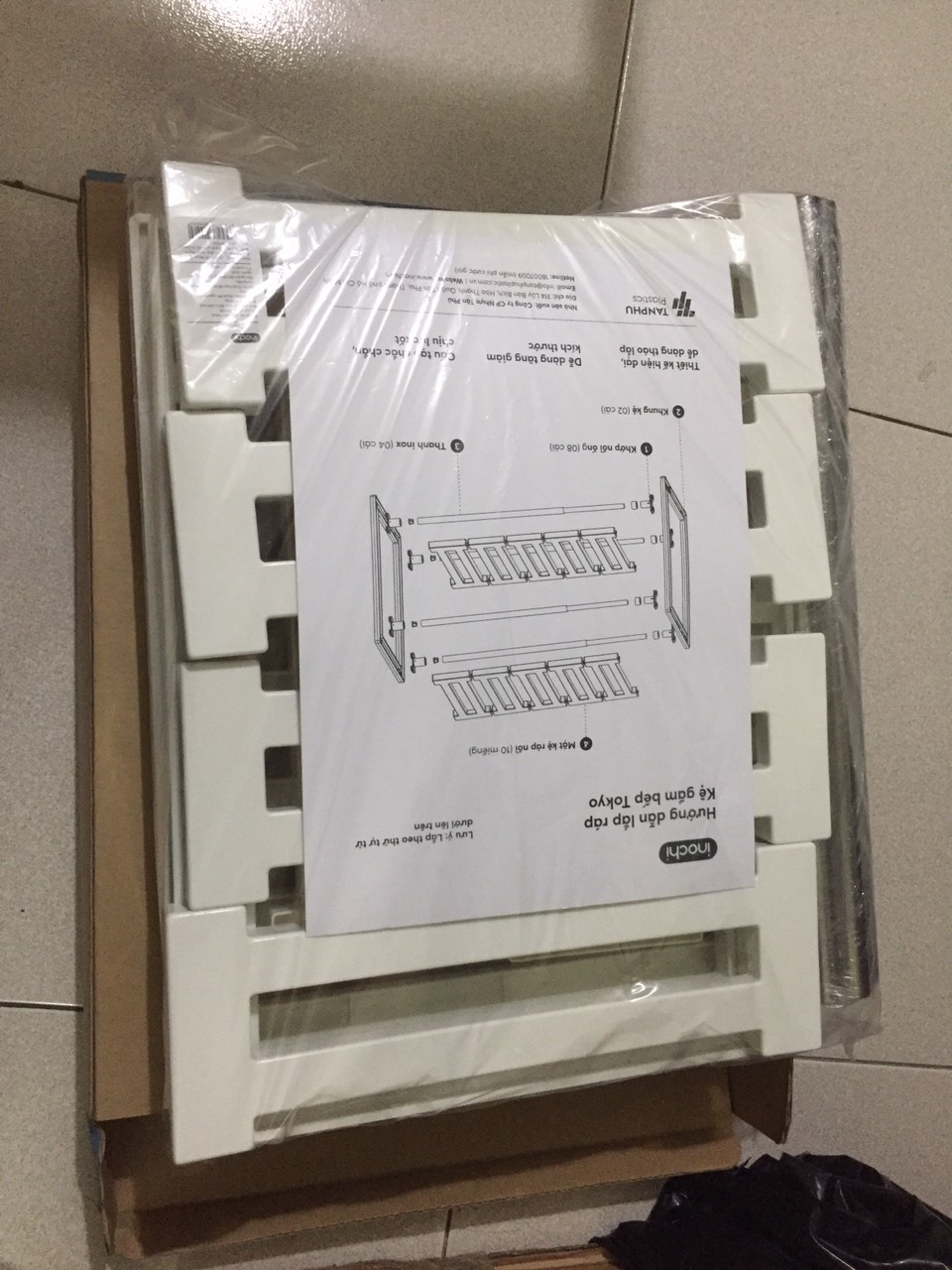 Đã mua hàng online rất nhiều nhưng lần đầu tiên đánh giá về sản phẩm một cách chân thành và có tâm như thế này . Phải nói là  cực kỳ hài lòng. Sản phẩm rất chắc chắn   Nhựa nguyên sinh mình cũng chưa hiểu lắm nhưng sản phẩm cảm giác có độ đàn hồi sờ cảm giác rất xịn inox sáng bóng . Lắp đặt lúc đầu hơi lúng túng nhưng mà có sách hướng dẫn nên làm ngon luôn. Sản phẩm đúng như hình mô tả trên web, giao hàng phải nói là cực nhanh. Đóng gói sản phẩm đẹp mắt gọn gàng và nhân viên cũng rất tận tình. Cảm ơn shop