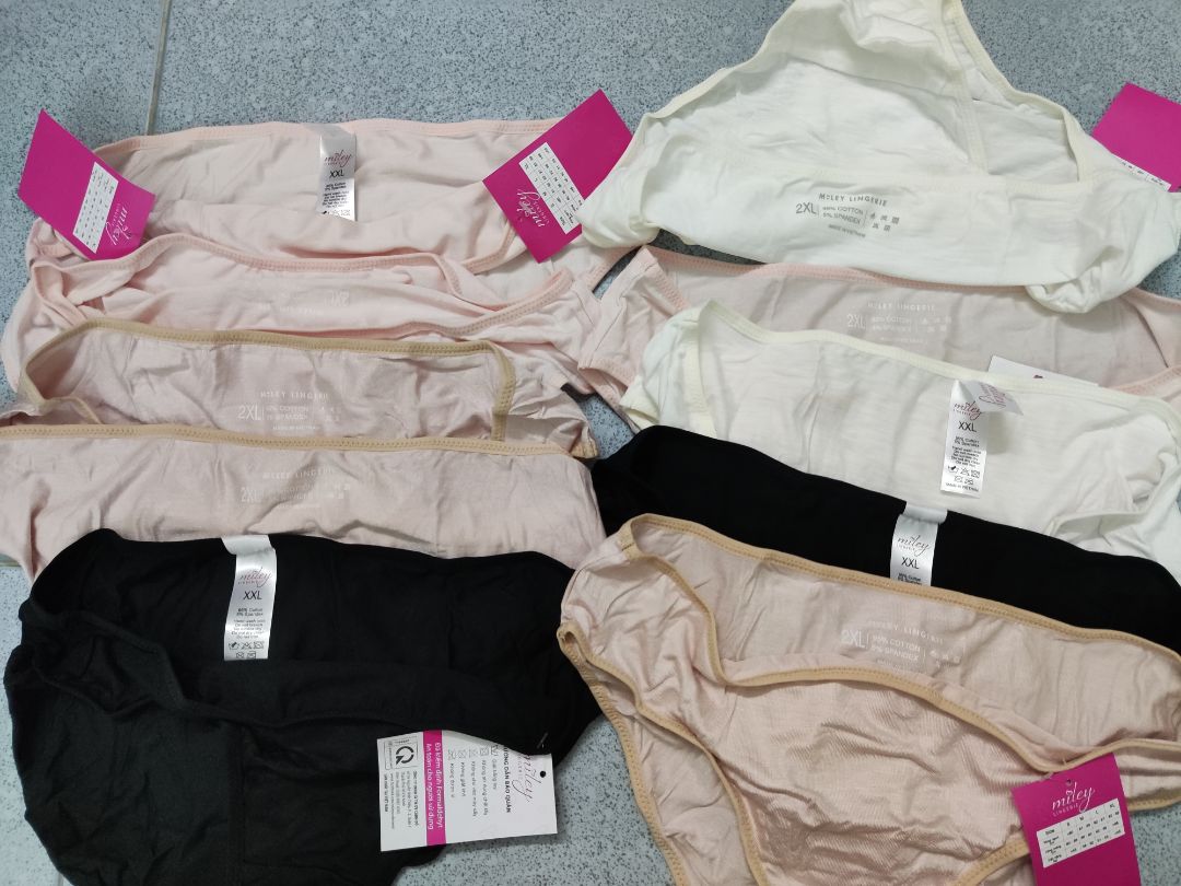 Chất vải tốt. Màu cũng dc. 
Mình thích loại Flexi này