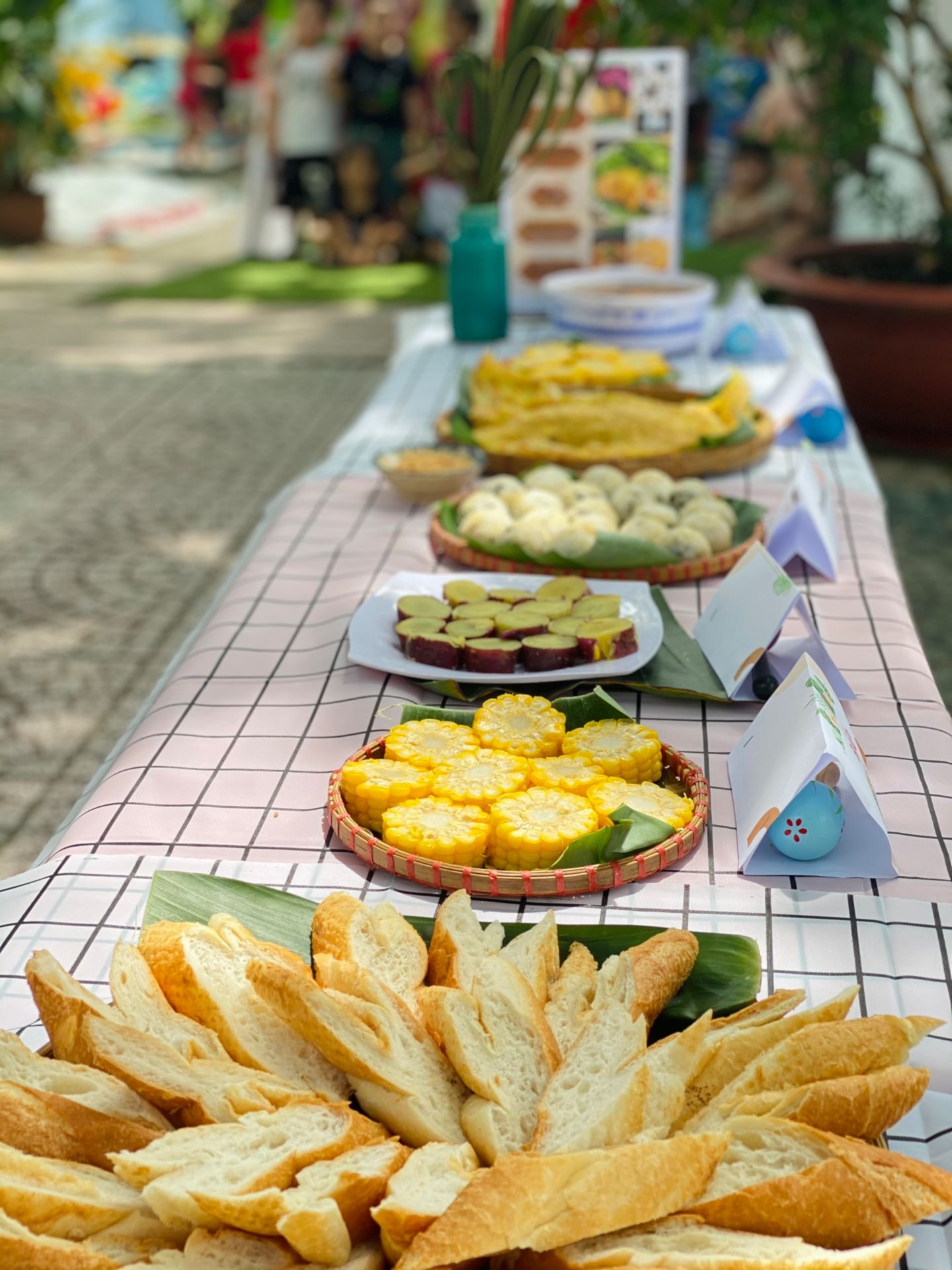 Miễn phí vận chuyển cho đơn hàng từ 1.***đ

Chính sách đổi hàng:
- Quần, áo: Được đổi hàng trong vòng 30 ngày kể từ ngày mua.
- Giày dép, áo len: Được đổi trong vòng 07 ngày, được bảo hành 60 ngày kể từ ngày mua.
- Phụ kiện (thắt lưng, ví, túi xách,...): Không được đổi trả, được bảo hành trong