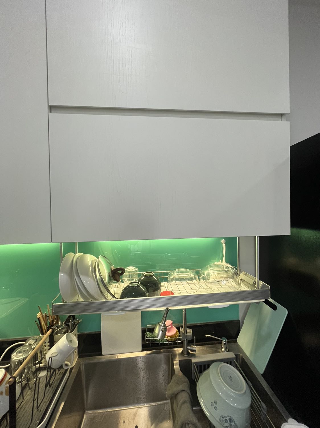 Cũng đc, cái ống đũa muỗng ko liên quan cho lắm, khay hứng nước k cứng cáp vênh vênh chút