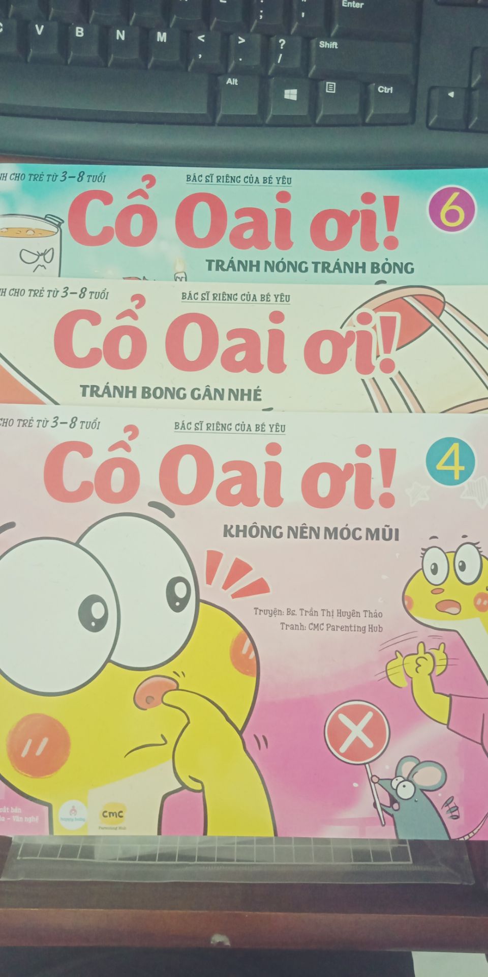 nội dung và chất liệu sách OK, tranh vẽ ngộ nghĩnh dễ thương, ngôn ngữ phù hợp với các bạn nhỏ. Giao hàng nhanh và lịch sự