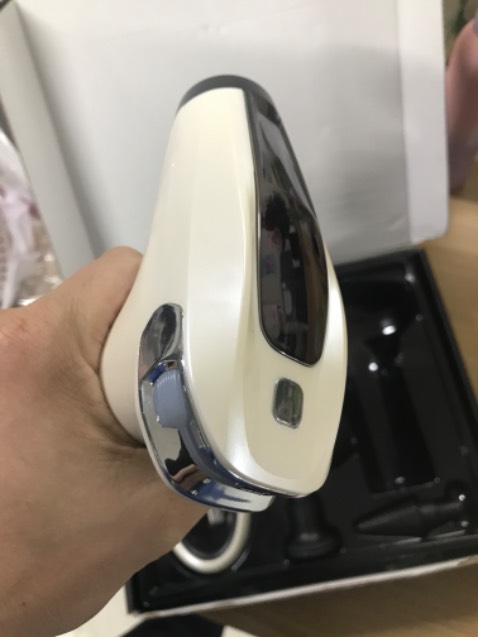 Đã từng mua vài món , nay quay lại ủng hộ. Hy vọng cũng hài lòng như các sp trước . Mỹ quan thì ok , máy êm , độ rung đủ dùng với mình . Thanks shop.