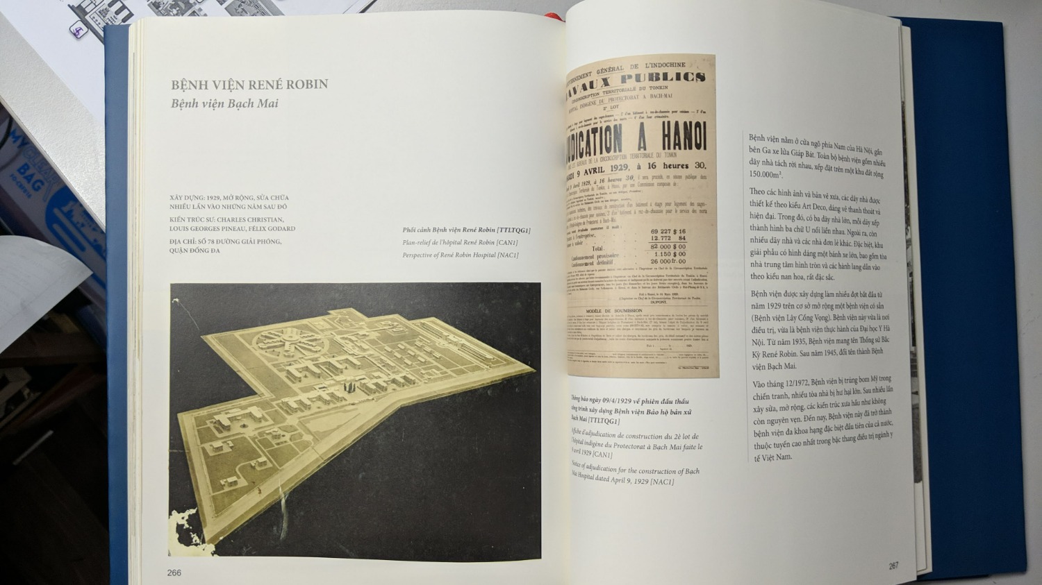 Về mặt vật lý, sách in đẹp, cứng cáp, chất lượng cao, trình bày trang nhã, kỹ lưỡng. Về nội dung, có bổ sung thêm một số thông tin so với cuốn "Kiến trúc các công trình xây dựng tại Hà Nội thời kì Pháp thuộc" của Lưu trữ quốc gia 1 xuất bản năm 2009. Tóm lại, đây là 1 cuốn sách đẹp để bày ở giá sách, và là 1 cuốn sách có giá trị (nếu chưa có cuốn xuất bản năm 2009)