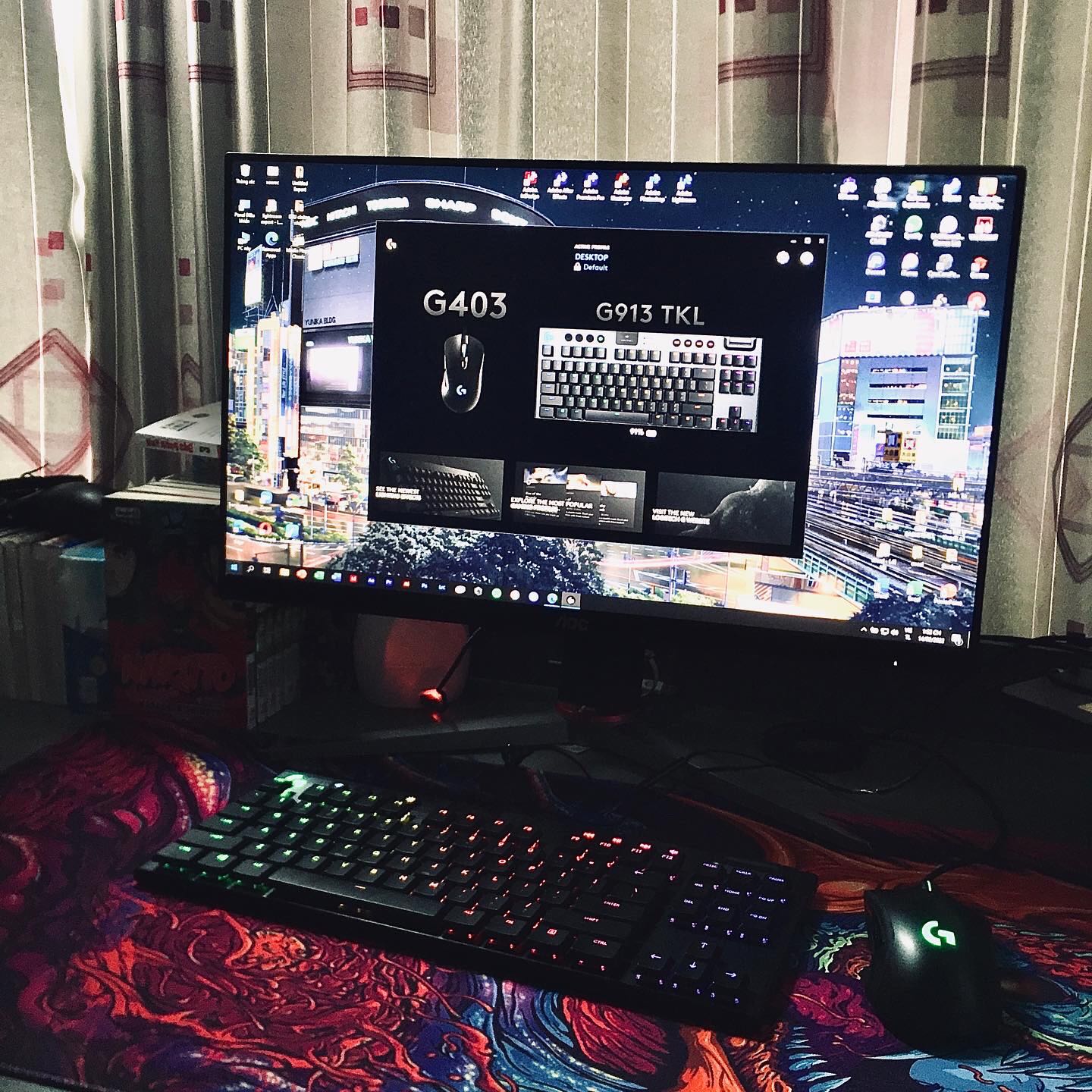 bàn phím sử dụng rất tốt, giá tuy cao nhưng chất lượng hơn rất nhiều, xứng đáng với số tiền bỏ ra, tiki lại giao hàng rất nhanh