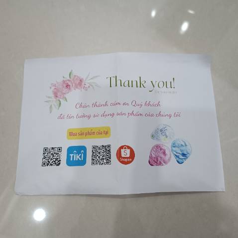 Nước súc miệng thơm mát dễ chịu. Shop đóng gói cẩn thận và giao hàng nhanh!