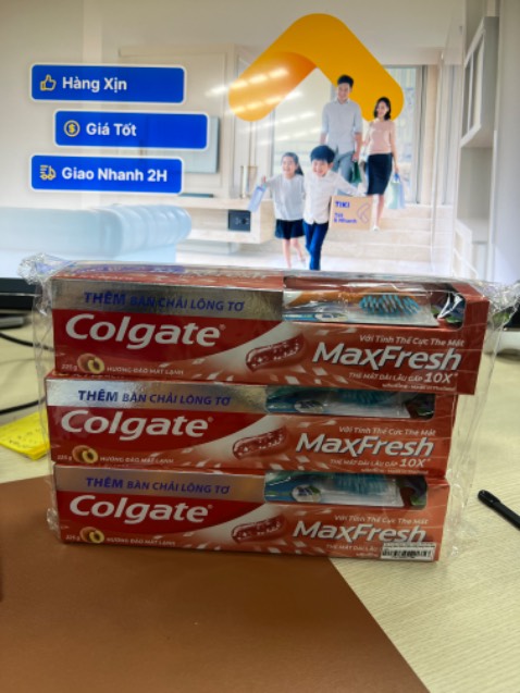 Giao 2h nhận , nhưng thật ra 1 tiếng đã nhận , quá xuất sắc . Được tặng kèm bàn chải . 10 điểm cho sản phẩm và dịch vụ