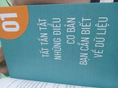 Tạm, dành có ng đã có 1 ít kiến thức về excel, ppt. Sách chưa đủ skill mạnh để làm về báo cáo.