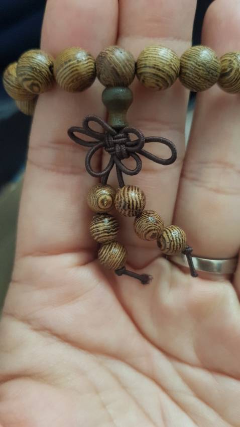 Gởi hàng nhanh. Mẫu đẹp như hình. Vân lên đẹp. Giá quá ổn. Nên mua.