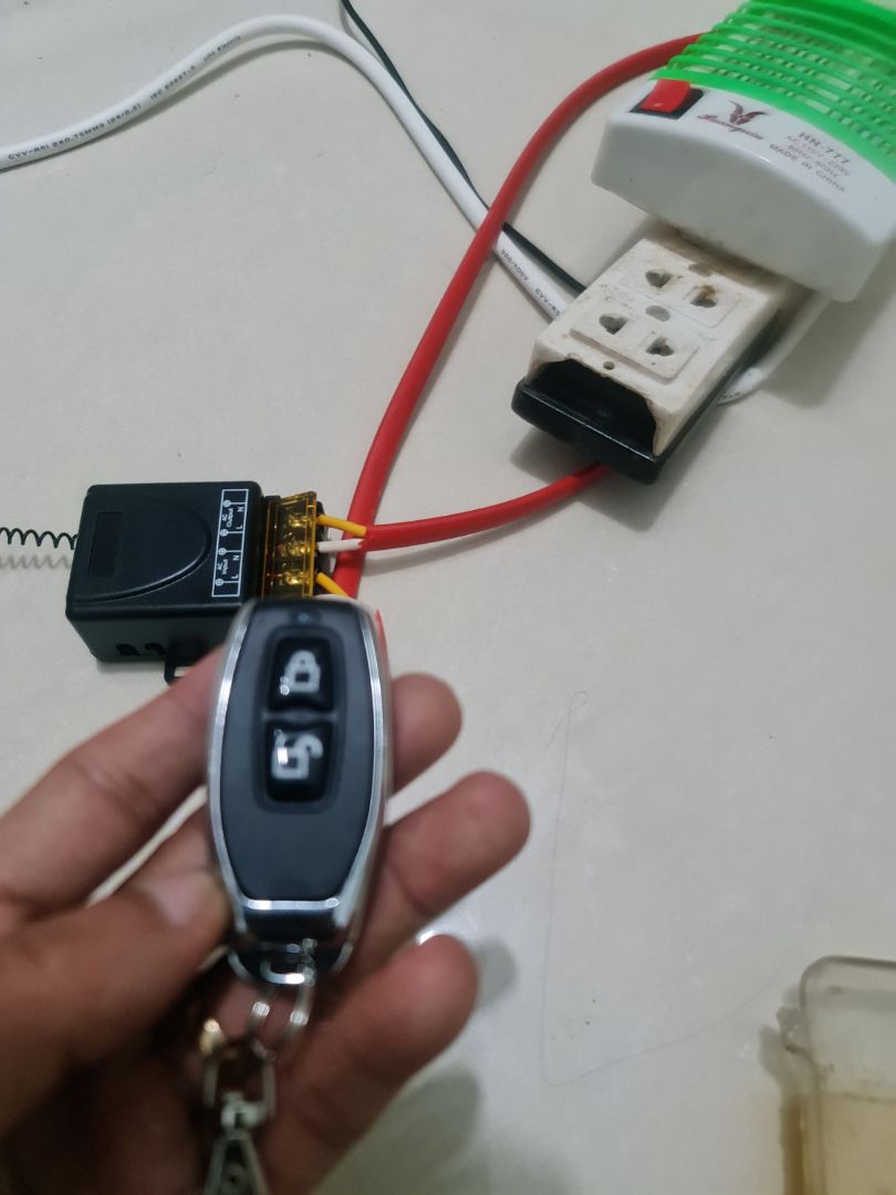 không mở được, bấm vào cháy đèn, buôn công tắc ra tắt đèn. quá tệ. mong tiki xem lại không mở được, bấm vào cháy đèn, buôn công tắc ra tắt đèn. quá tệ. mong tiki xem lại