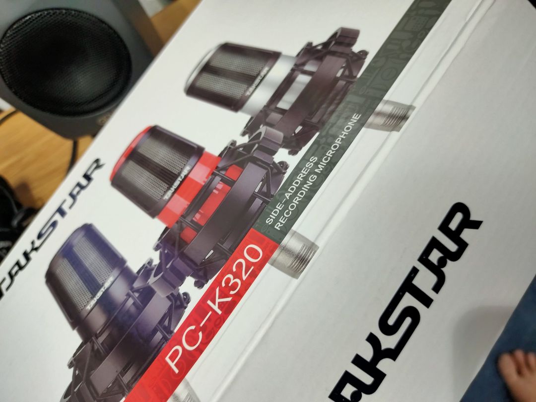 hàng chính hãng chất lượng miễn bàn shop lại nhiệt tình nữa ko chê vào đâu đc tặng shop 5 sao