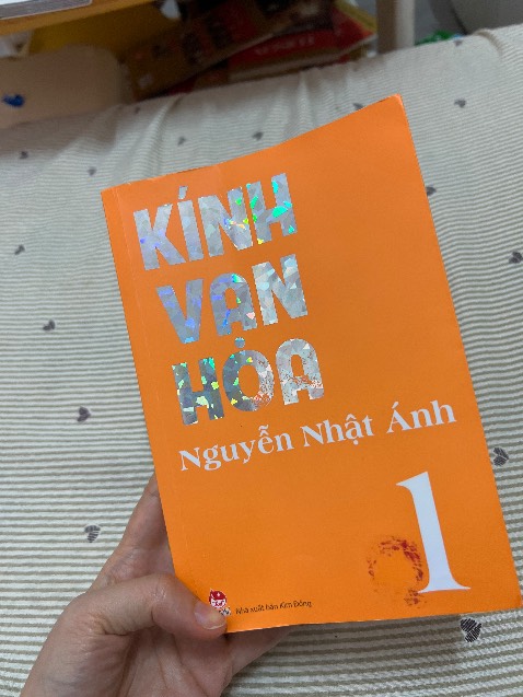 Nội dung thì quá hay rồi, vừa gần gũi vừa ý nghĩa. Trước bé mình chỉ thuê truyện đọc rời rạc, giờ mua vè đọc cho con đọc lại luôn. Một điểm trừ là sách còn một vài lỗi chính tả.
Dịch vụ của tiki thì 5 sao rồi, nhanh và đóng gói cẩn thận