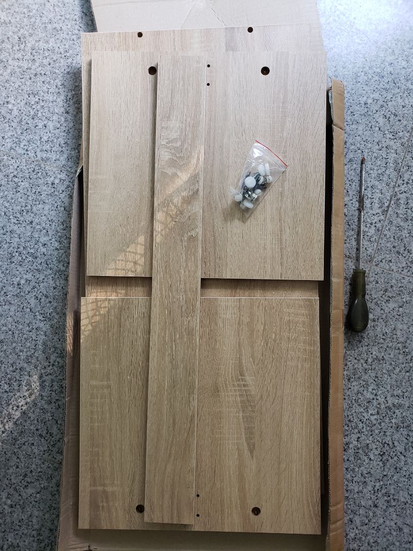 Săn sale nên chỉ 13x. Đây là lần thứ 2 mình mua hàng của IGEA. Bàn rất chắc chắn, dễ lắp đặt. Mình có tham khảo kích thước trước nên cực kì vừa vặn với giường. Nói chung rất hài lòng và sẽ tiếp tục ủng hộ shop. Săn sale nên chỉ 13x. Đây là lần thứ 2 mình mua hàng của IGEA. Bàn rất chắc chắn, dễ lắp đặt. Mình có tham khảo kích thước trước nên cực kì vừa vặn với giường. Nói chung rất hài lòng và sẽ tiếp tục ủng hộ shop.