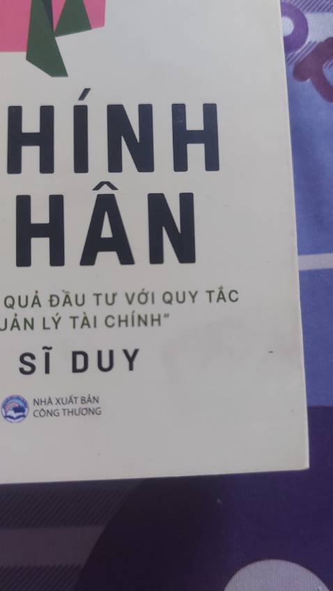 Giao hàng nhanh, sách được đóng gói oke
Sách dơ, bên bán hàng nên rút kinh nghiệm, cả 2 cuốn mình mua điều rất dơ, bám dính đen, xấu, mình mua sách mới chứ đâu phải sách thanh lý giá rẻ ??? Ko lẻ vì chuyện này mà đổi trả nhưng sẽ không mua tiếp   🙂