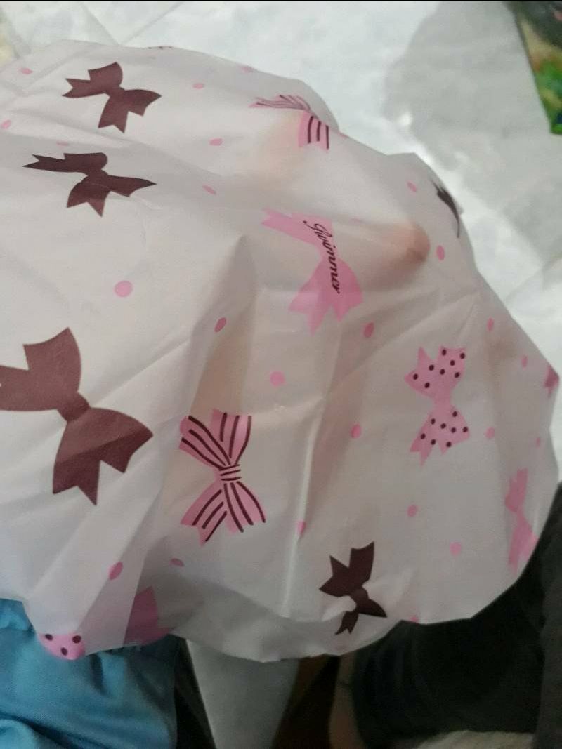 Hàng giống hình, nhựa trong nhìn đẹp nhẹ nhàng. Đóng gói cẩn thận. Giao hàng nhanh.