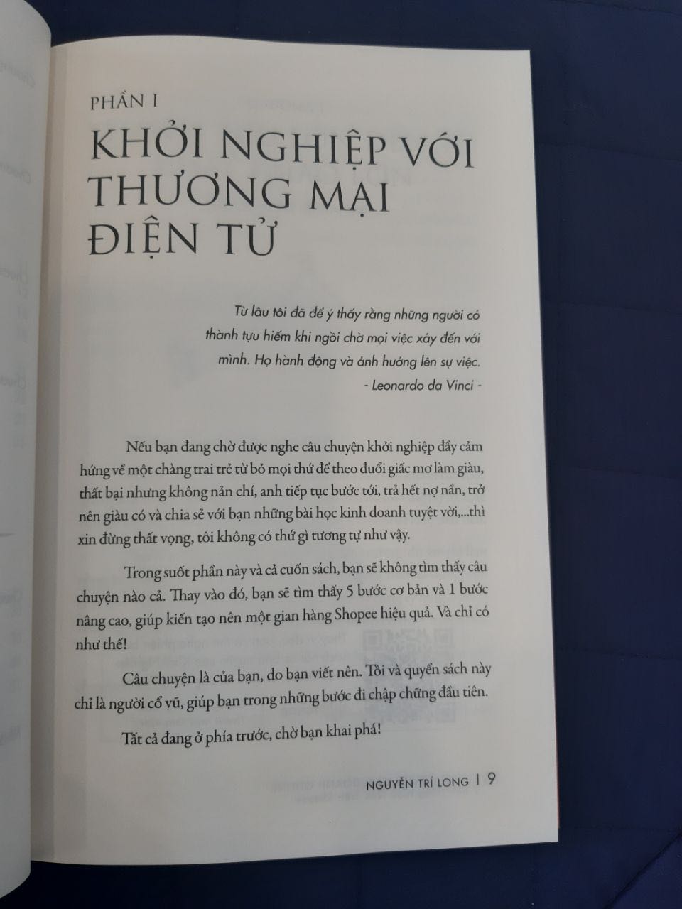 Mình mua cuốn 10 QLTMĐT nhưng lại mua thêm được bộ KNKDOL thật sự không bị phí. Sách hướng dẫn cụ thể các bươc bán hàng hiệu quả trên sàn và cách làm thế nào để tăng doanh số.
Tiki giao hàng nhanh. 5 sao cho shop