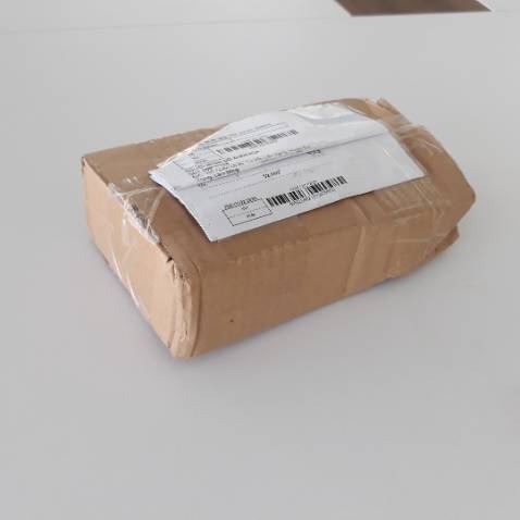 Băng dính gọn gàng sạch đẹp, đáng dùng nhé các bạn