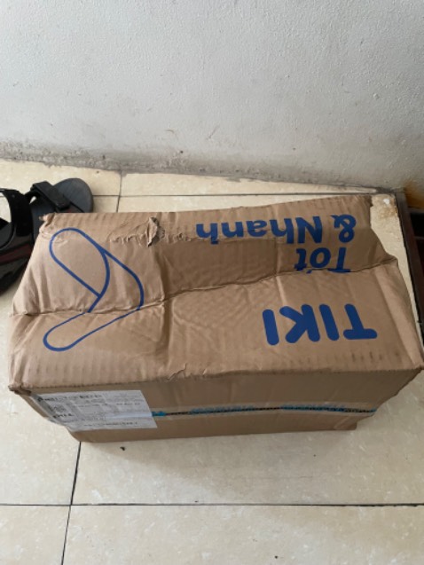 Đóng gói sơ sài, móp méo thùng