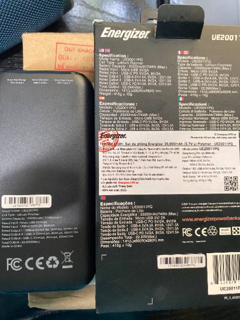 Hàng ổn áp nha mn, chính hãng 100%. Làm theo hưỡng dẫn trên vỏ hộp là kích hoạt được bảo hành nha mn. Cảm ơn shop, lần sau có nhu cầu sẽ ghé shop ủng hộ.