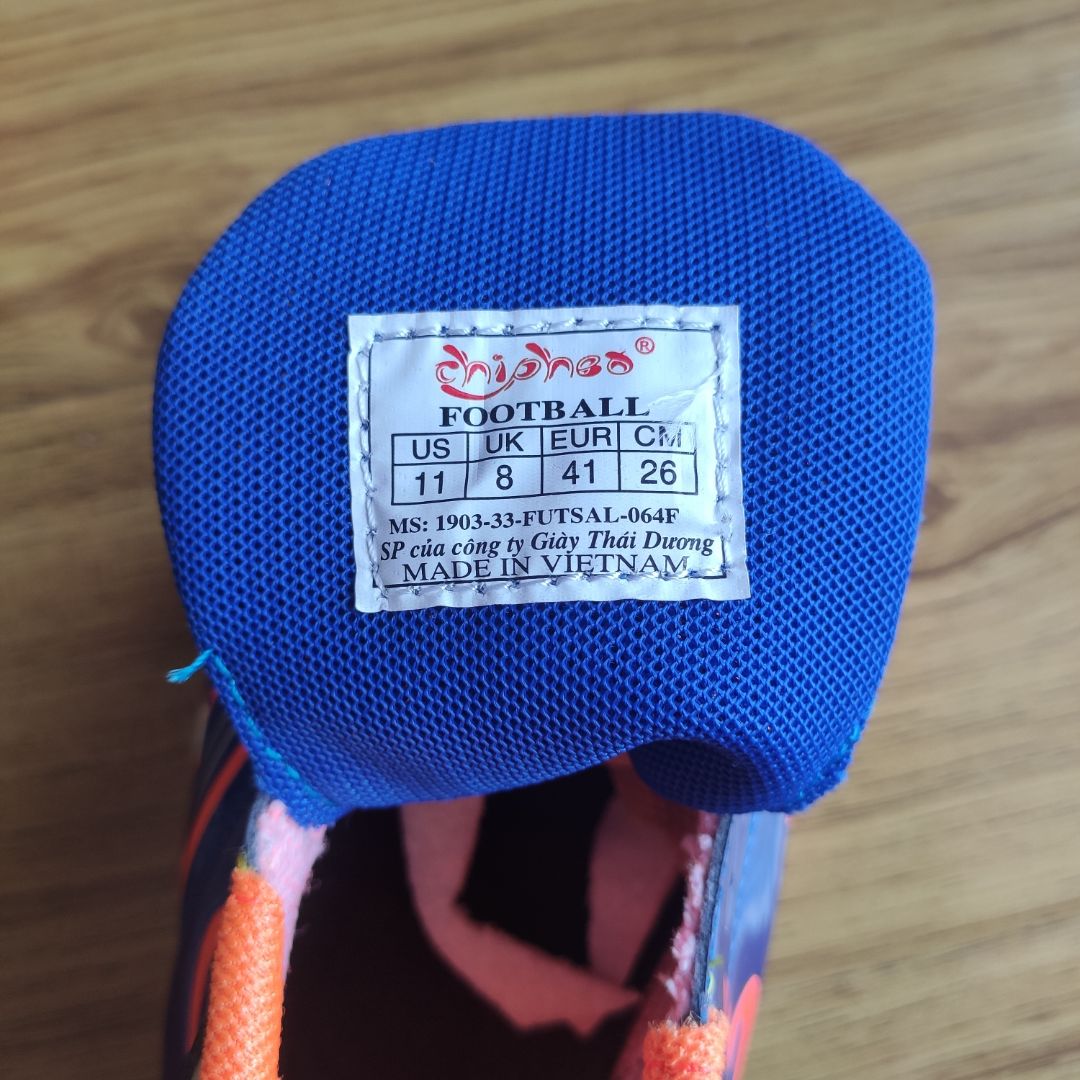 Sản phẩm chất lượng. Rất chắc chân, êm. Shop phản hồi thông tin nhanh và hỗ trợ tốt. Đặt nhầm size shop và Tiki hỗ trợ đổi trả rất nhanh. Đáng mua nhé.