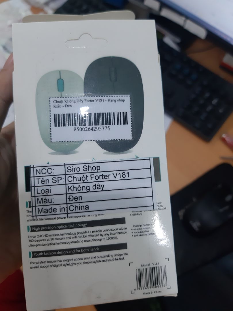 giao hàng cực nhanh, giá rẻ. chuột xài nhạy, vừa tầm tay. có sẵn pin để lắp.