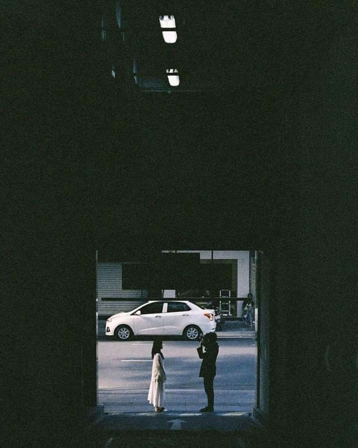 cả ship cho đơn hàng này là 30k, mình chưa đọc vì năm sau mới học đến, nhưng chất lượng sách mới, nhìn tổng thể thì cũng chi tiết nữâaaaa