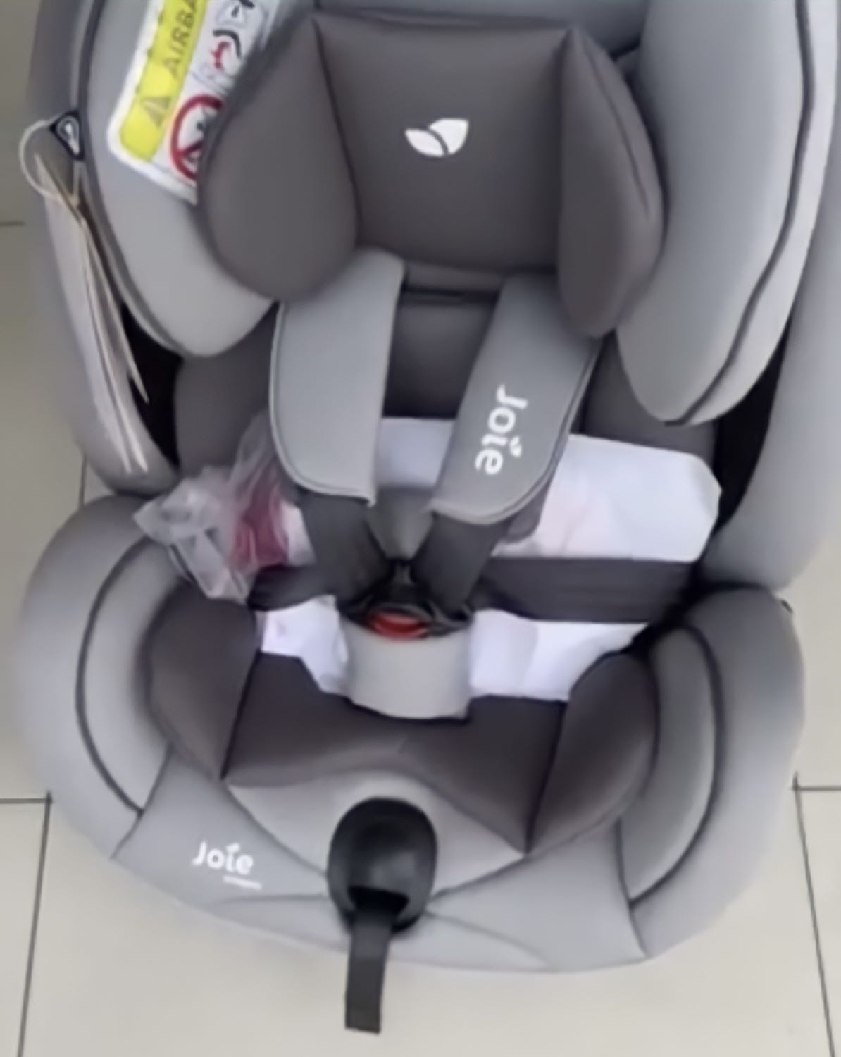 Trước mắt rất ưng ý, sản phẩm đẹp, êm. Thời gian giao hàng không nhanh lắm nhưng giá thì okie rẻ